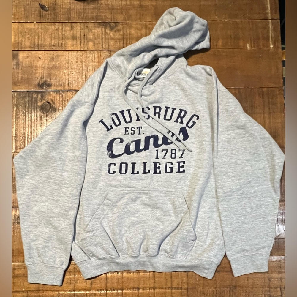 Louisburg ‘Canes’ College size Medium (21x21.5)